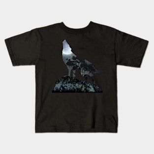 Wolf Howling at the Moon Kids T-Shirt